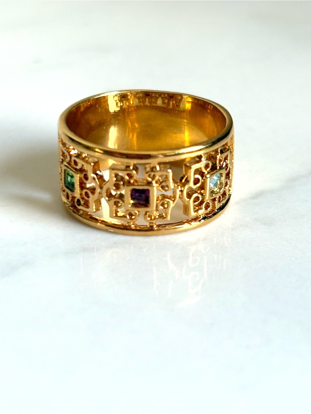 Vintage 90s Avon Gold Tone Wide Filigree Band Ring Green Purple Blue Stones Sz 9